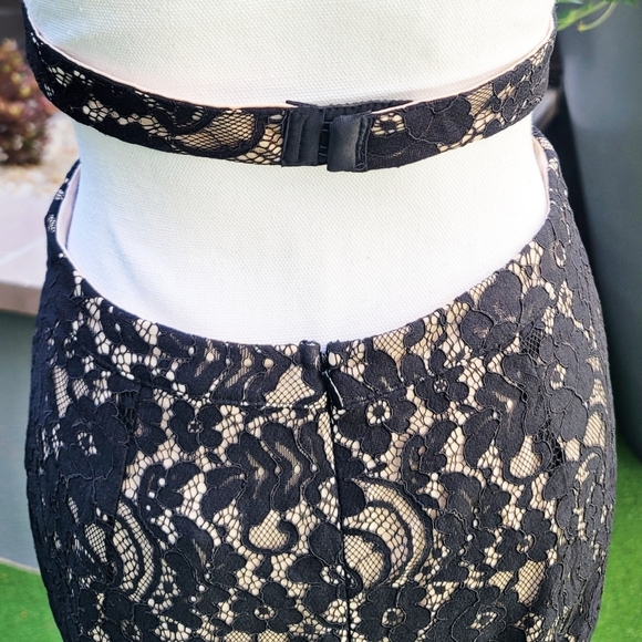 Evening Gown – Nova Luxe – Black – Halter Deep V Maxi w/ Cutouts & Tulle Hem – M - Picture 11 of 16